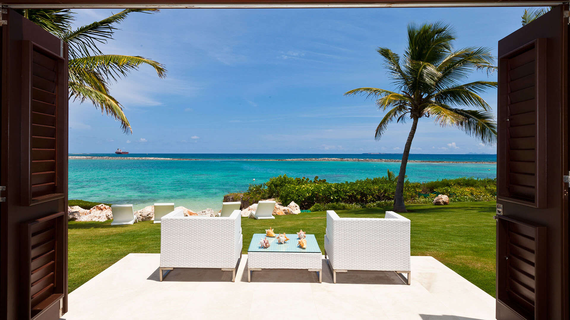 With direct access to two secluded beaches, Le Bleu Villa is the perfect rental villa for guests seeking privacy on Anguilla.
