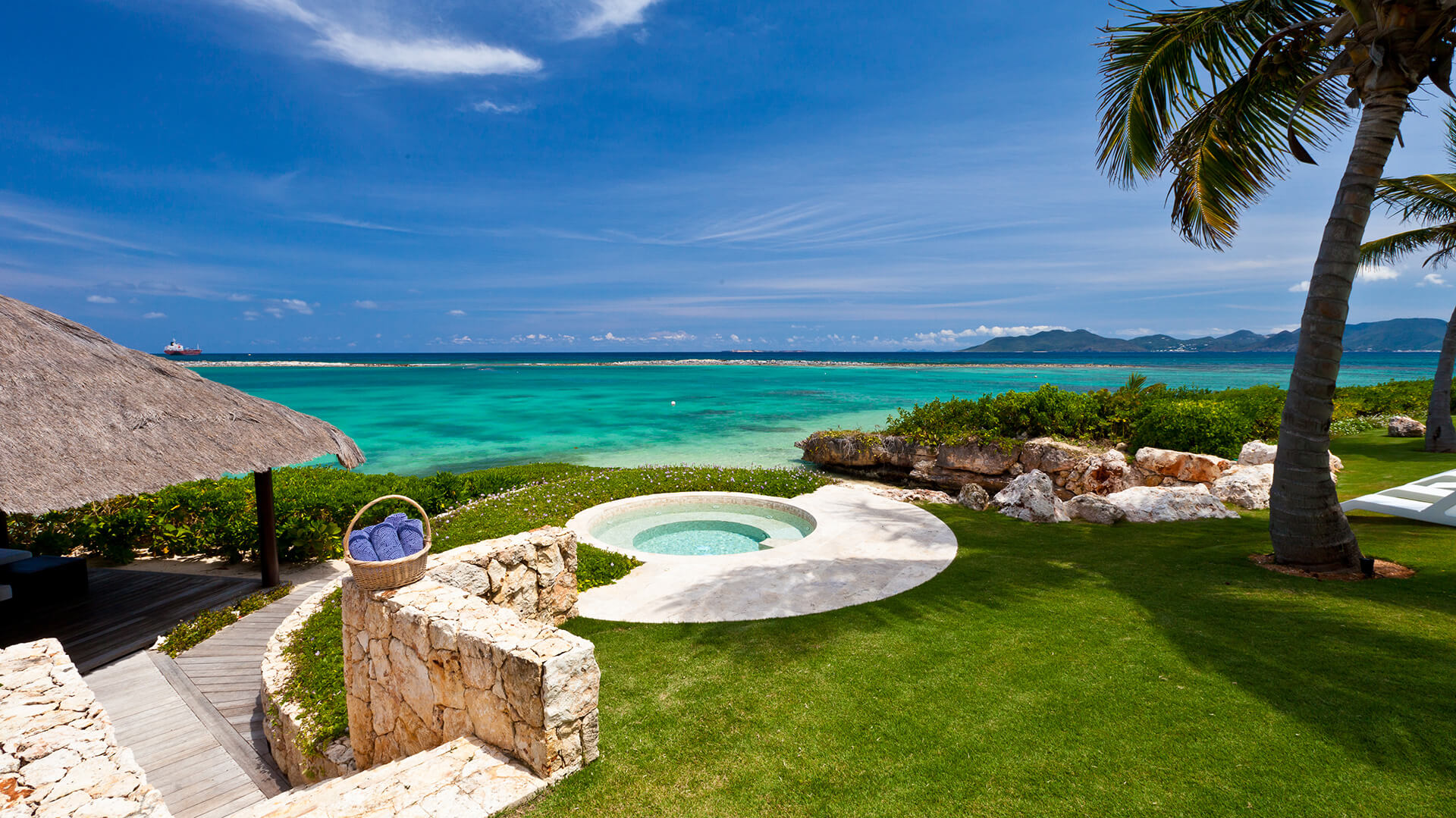 This paradise is all yours when you choose Le Bleu Villa on Anguilla.